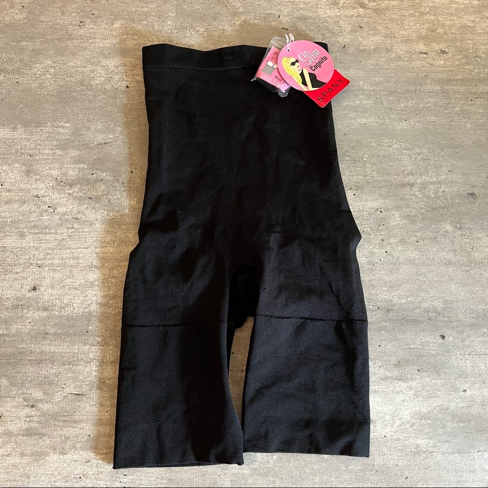 Spanx, Shaping Mid Thigh Bodysuit, Black, Medium